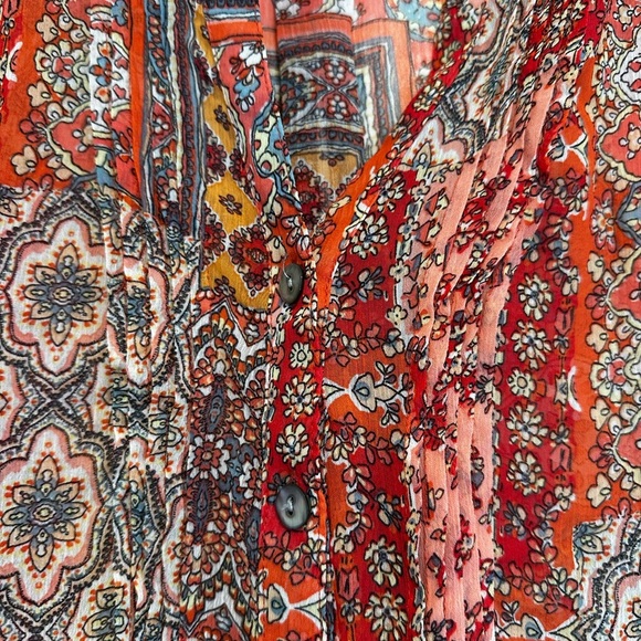 Women’s XL Westport Red Paisley Multiple Pattern Short Sleeve Peasant Blouse. - Picture 10 of 11